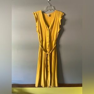 A new day gold midi waist tie optional dress. Size -XS fits like a small